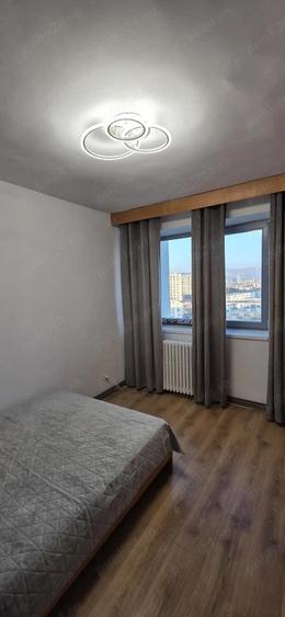 Inchiriez apartament 3 camere decomandat - 6