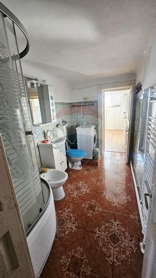 Apartament cu 3 camere de vânzare în zona Central - 10