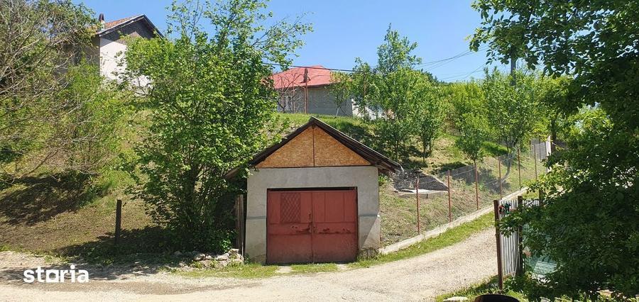 Casa de vacan?a cu teren, zona submontana, aproape de Valenii de Munte - 2