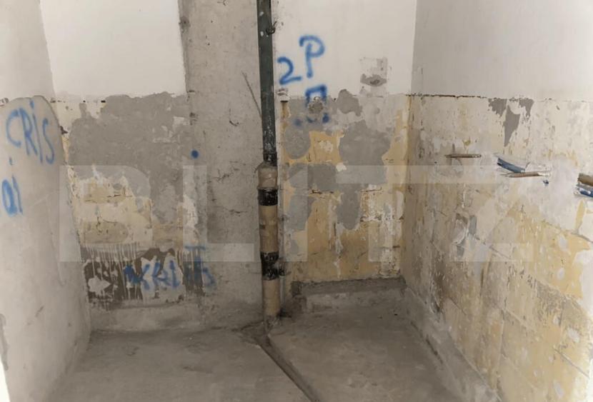 Apartament de vanzare - Semifinisat - Zona Centrala - 8