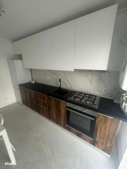 Apartament 2 camere 59 mp Etaj 1/4 cu lift Metrou 1 Decembri Sec 3 - 10