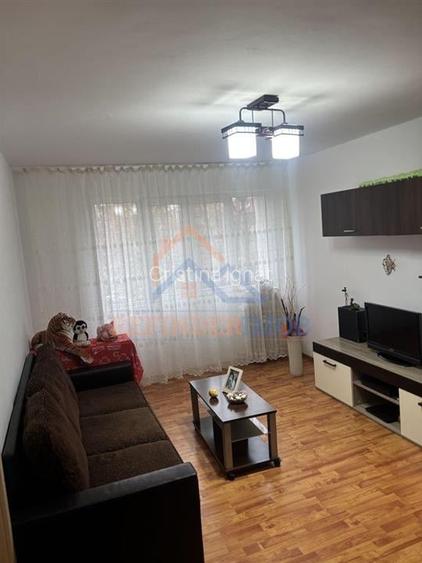 Apartament de vanzare cu 2 camere, zona Baba Novac