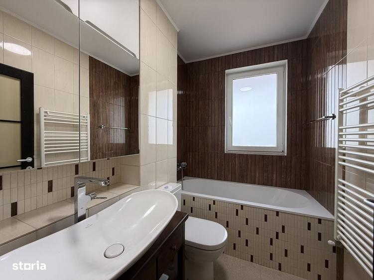 Apartament cu 4 camere în Central