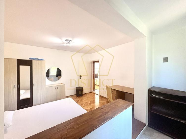 Apartament cu 3 camere semidecomandat, mobilat în Ultracentral
