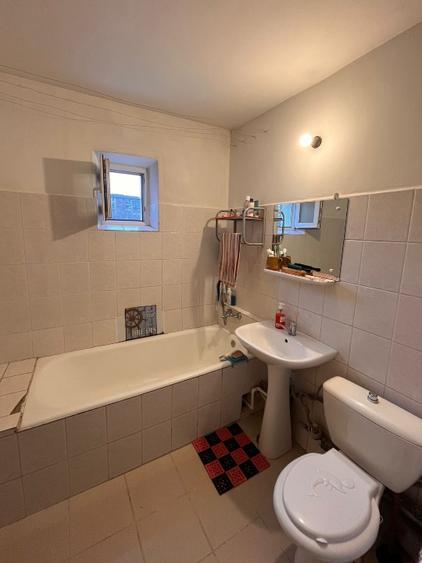 Ap. 3 camere decomandat - Pers. fizică  - Str. Petre Țuțea, zona Nicolina 1 - 9