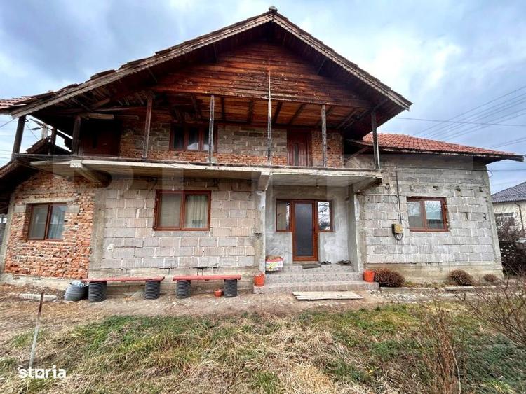 Casa de vanzare, 128 mp, zona Voinesti - 2