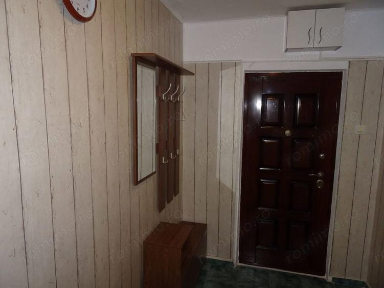 Apartament 3 camere langa statia de metrou 1 Decembrie 1918 (50m) - 2