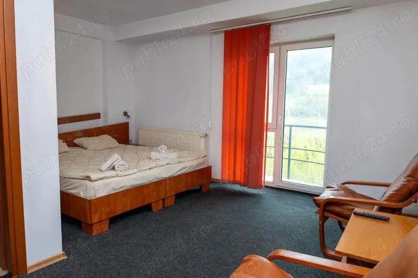 Hotel de vanzare in Re?i?a. Loca?ie excelenta, func?ional imediat! Pretabil azil, clinica, birouri - 5