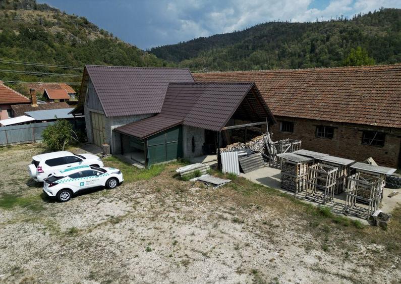 Casa tip duplex cu teren generos in Dezna - 4