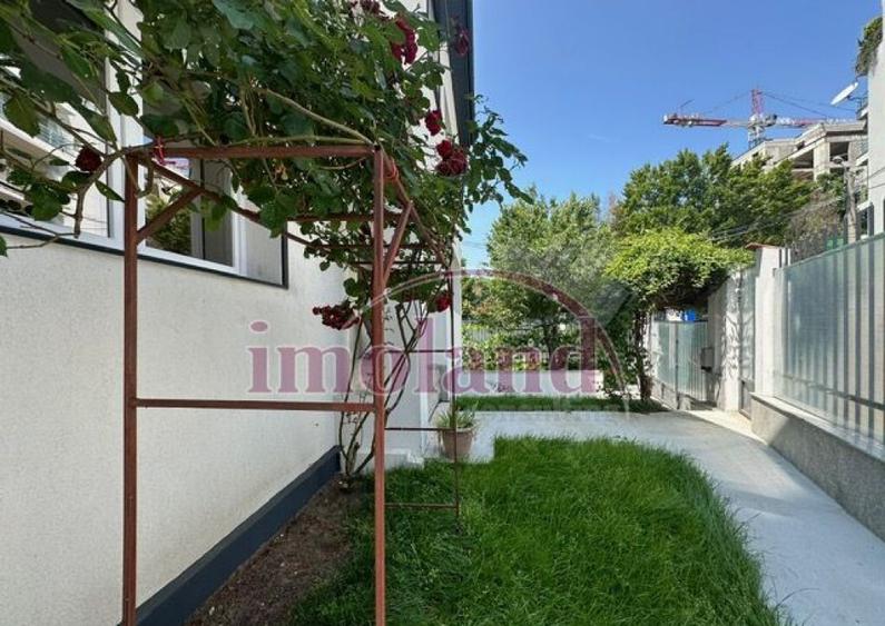 Vanzare imobil individual garaj si curte - Clinica/Rezide... - 1