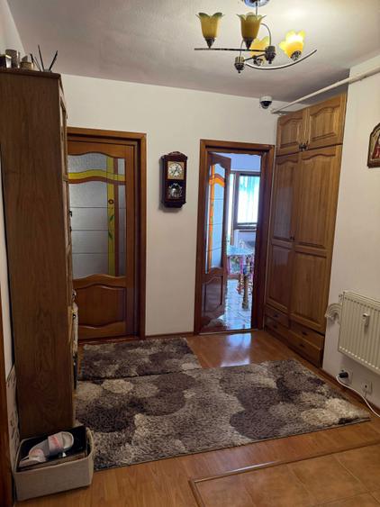 Apartament 3 camere, decomandat Str. Mihai Viteazu - 1