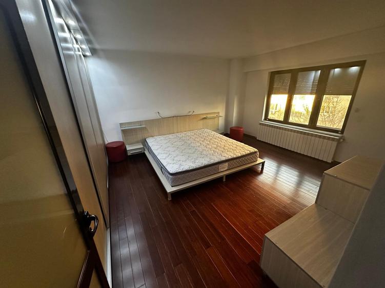 Decebal -Muncii-Piata Alba Iulia - 3