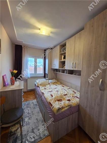 Apartament cu 3 camere decomandate 2 balcoane zona Terezian Sibiu - 4