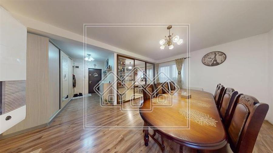 Apartament de vanzare in Sibiu - 67 mp utili, balcon si terasa - 5