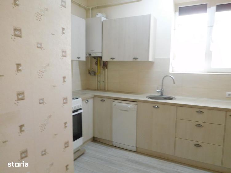 apartament in casa, zona centrala - 7