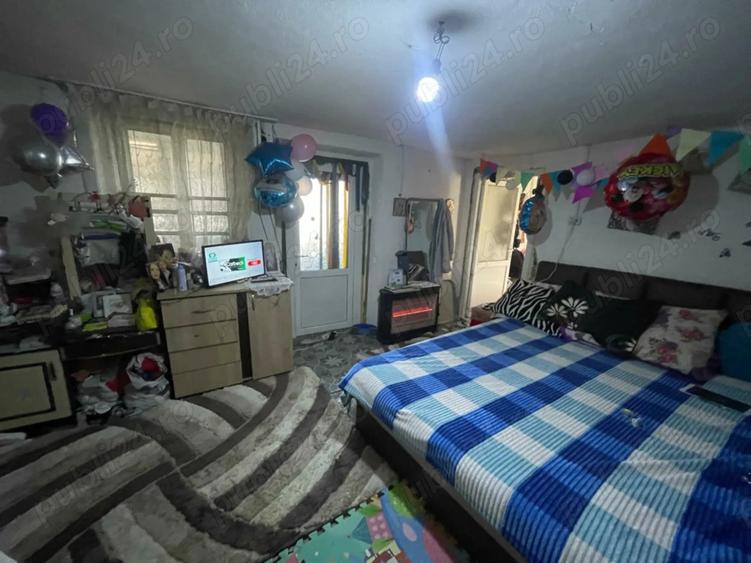 Se vinde casa cu pamant intravelin bun si pentru agricultura(zona cu solare) in comuna Gostavatu Olt - 9