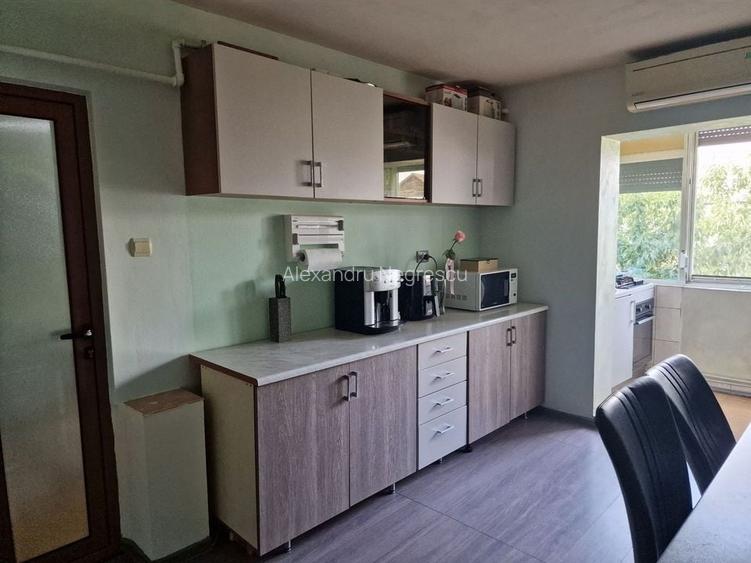 Lipovei | Decomandat | Mobilat | Centrală proprie + Clima