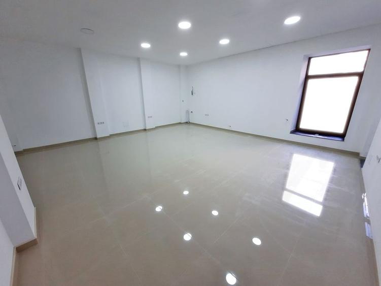 Spatiu comercial finisat, in vila din zona Pietei Unirii, ultracentral - 1