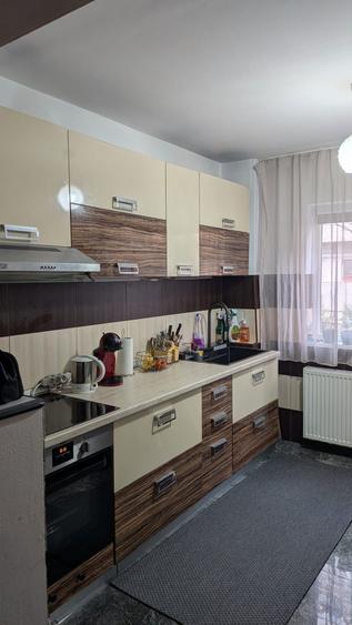Vand apartament 2 camere in Cantemir - 3