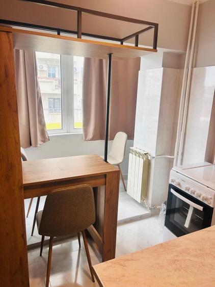 Garsonieră de închiriat – Rond Piața Alba Iulia, București (vedere stradală) - 11