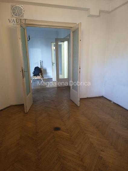 APARTAMENT 3 CAMERE PE CALEA VICTORIEI-73 MP +BOXA 4.27MP