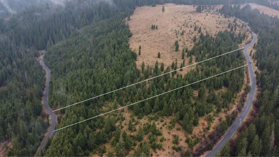 Vand Teren Belis aproape de lac - 1