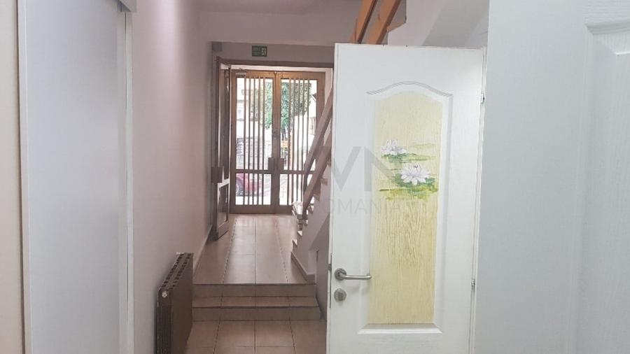 REC0003358 Vila de Vanzare I 10 Camere I Pretabila Comercial sau Birouri I Piata - 2