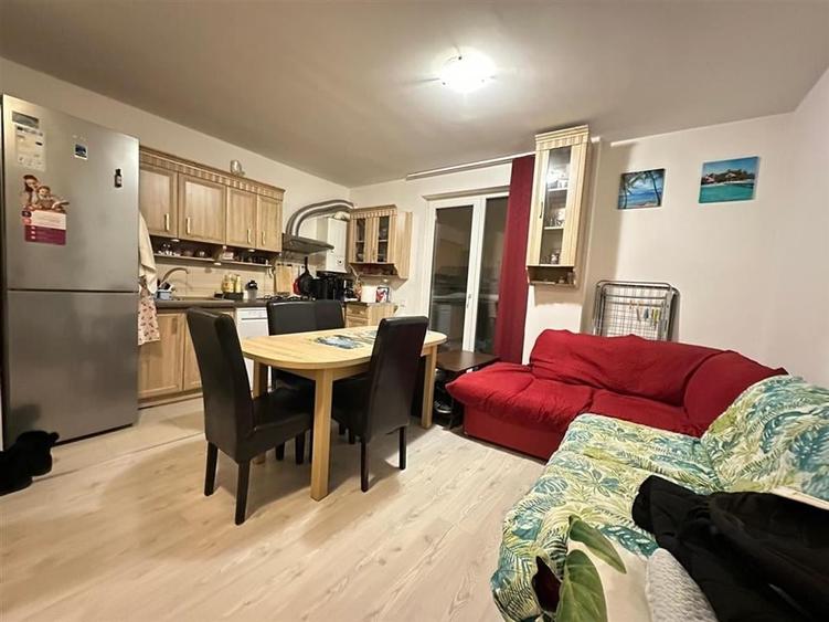 Apartament 3 camere balcon loc de parcare zona Lazaret - 7