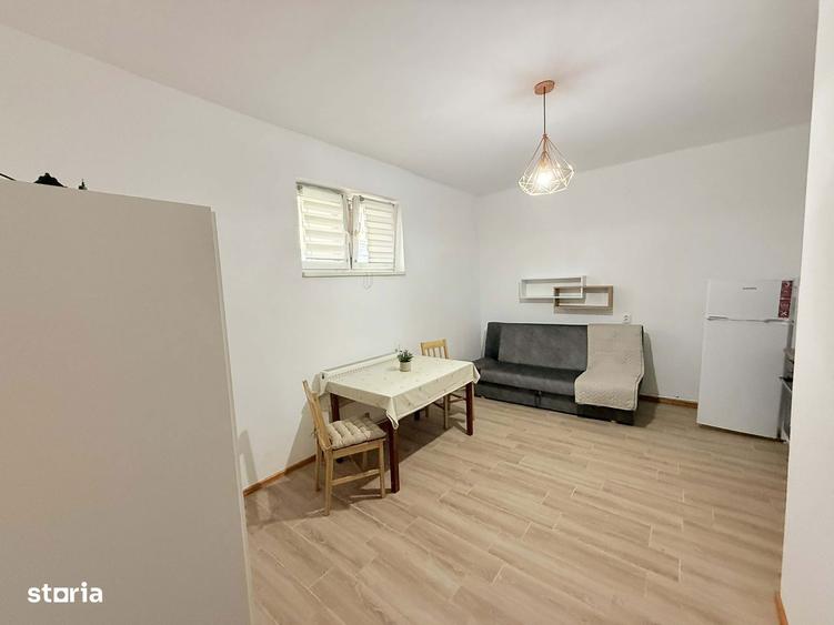 Inchiriez garsoniera mobilata la 4 minute de Spitalul Judetean si UMF - 5