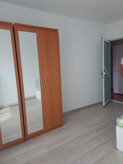 Ofer spre inchiriere garsoniera Mioveni - 3