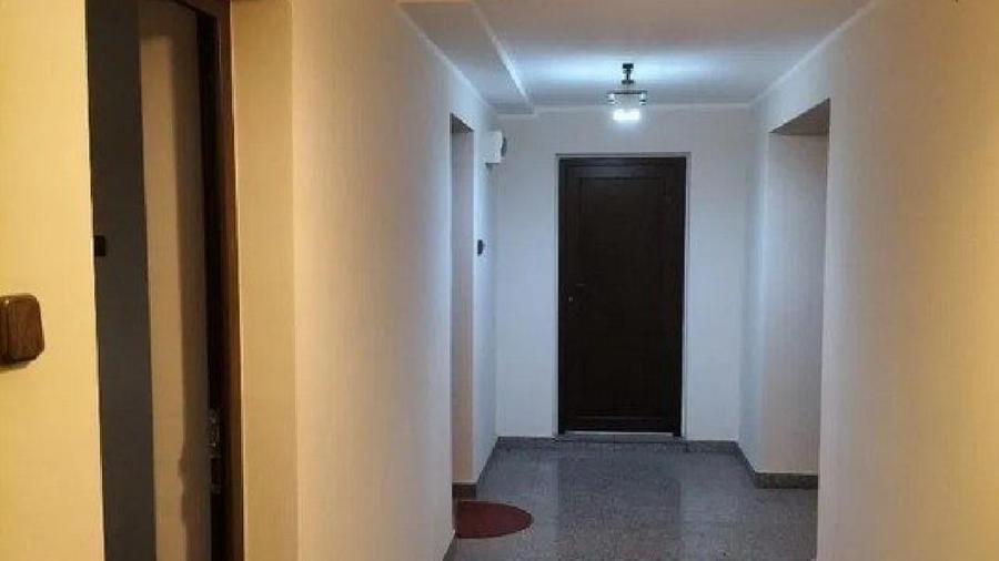 CONSTANTA / Cladire administrativa si depozitare D+P+2E - 807 mp - 8