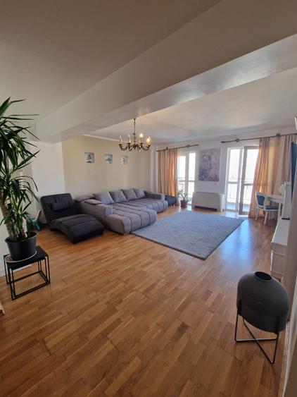 Muncii, Decebal, Calea Calarasilor, Prima Inchiriere - 9