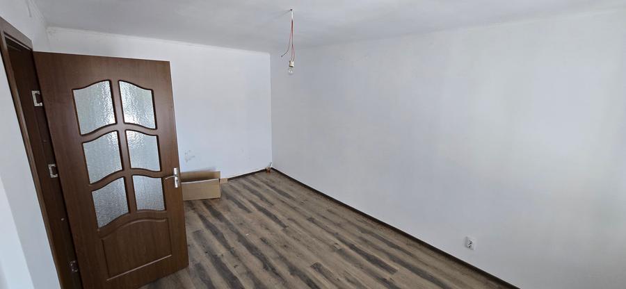 Garsoniera , etajul 2, ultracentral Odobesti-Focsani - 4