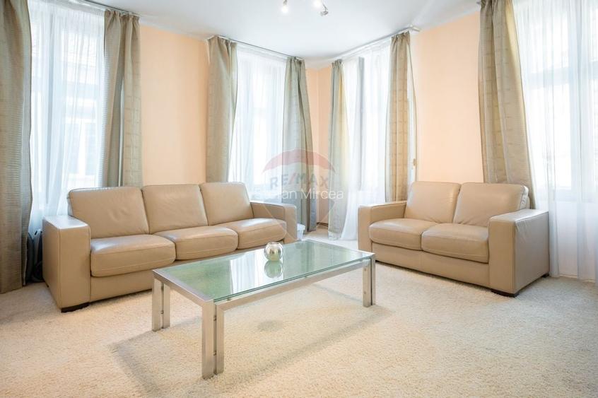 Apartament cu 2 camere de vanzare pe Michael Weiss in Centrul Istoric