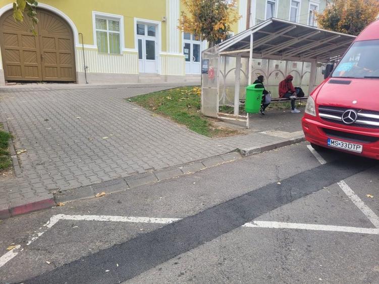 Spatiu comercial de inchiriat 30m patrati in Reghin zona centrala - 4