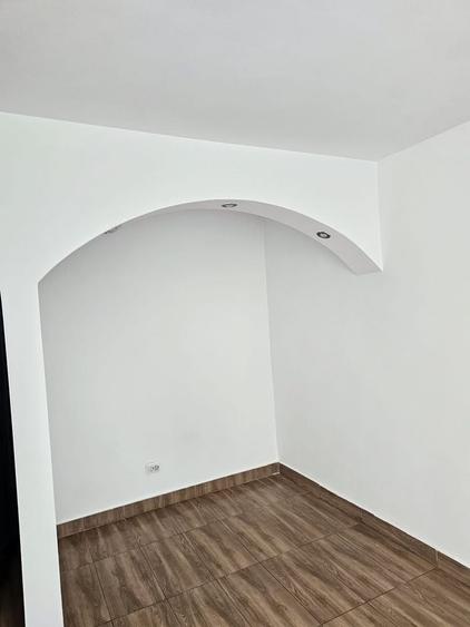 Apartament cu 2 camere semidecomandat în Ferentari