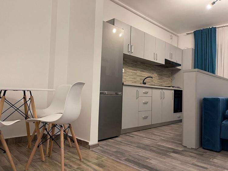 Inchiriez Studio Spatios 45 mp | Sector 4, Drumul Jilavei | Loc de parcare inclus - Metrou Aparatorii Patriei - 4