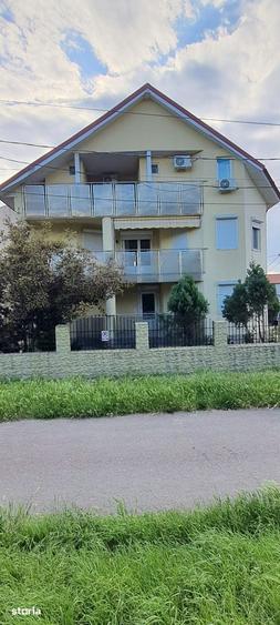 Casă cu Teren 500 Mp în Central