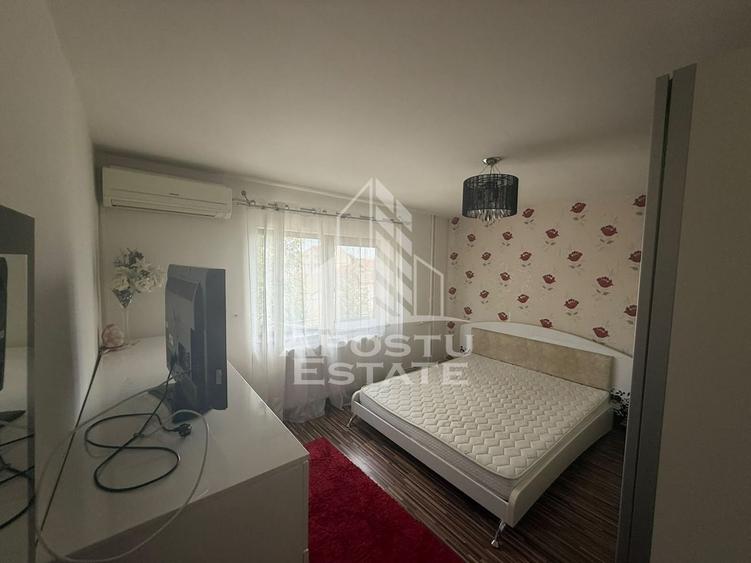 Apartament cu 2 camere semidecomandat, mobilat în Bucovina