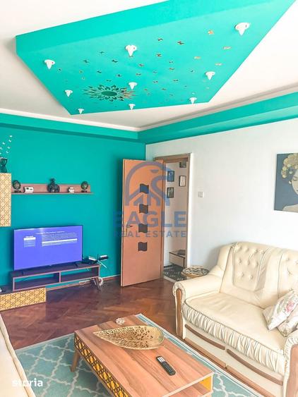 Apartament cu 3 camere semidecomandat, mobilat în Gara