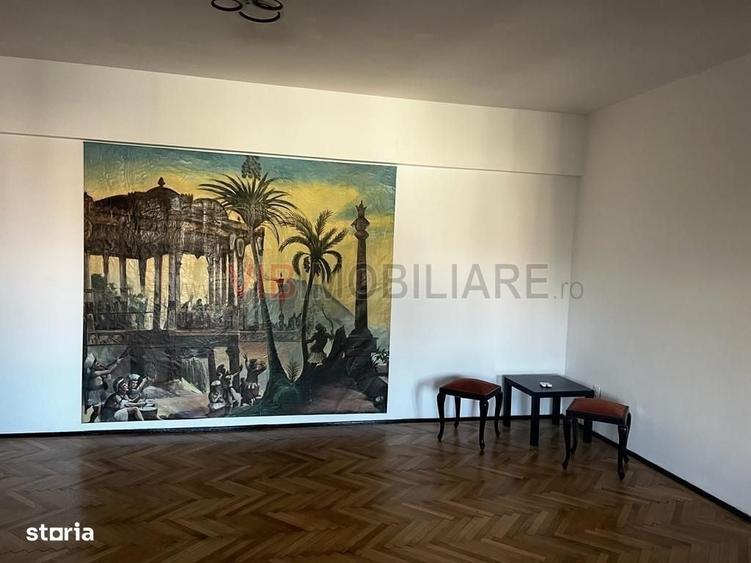 Apartament cu 3 camere decomandat în Dorobanți