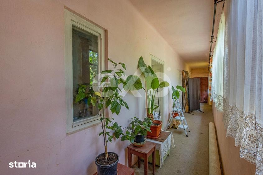 Casă cu 4 camere cu Teren 2993 Mp în Racovița