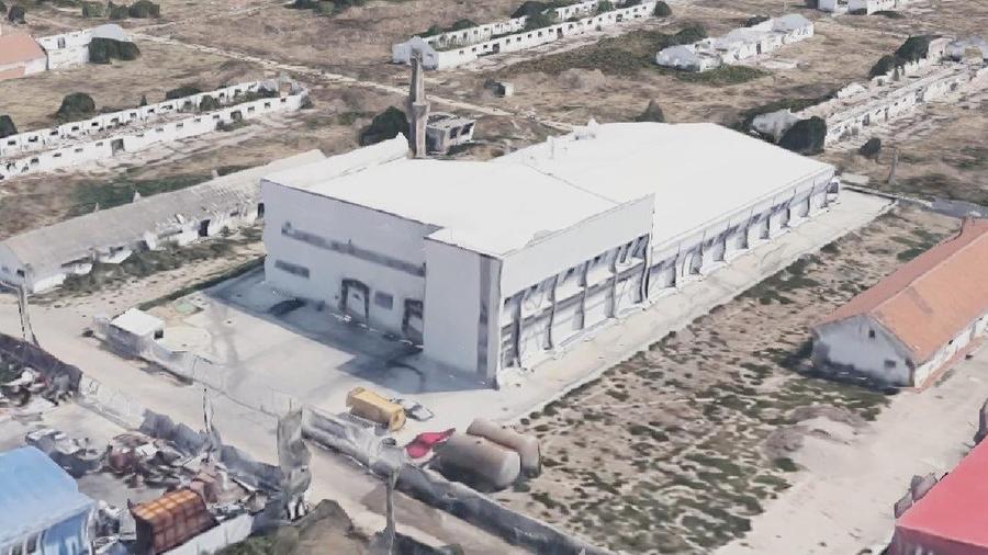 Spațiu industrial, de 2,333 mp, în Cârcea