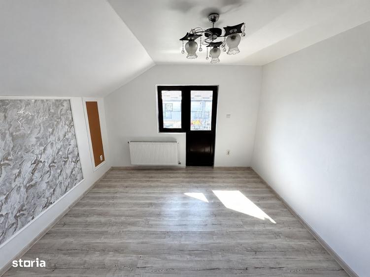 Casă cu 4 camere cu Teren 455 Mp în Valea Lupului