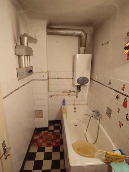 Casă cu 3 camere în Aleea Carpați