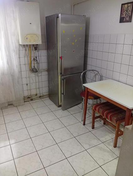 Direct proprietar apartament 2 camere Re?i?a - 1