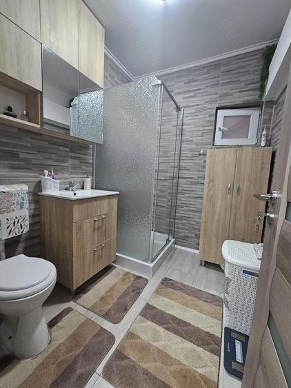 Apartament cu 2 camere,etaj 1, boxa, bloc ANL - 4