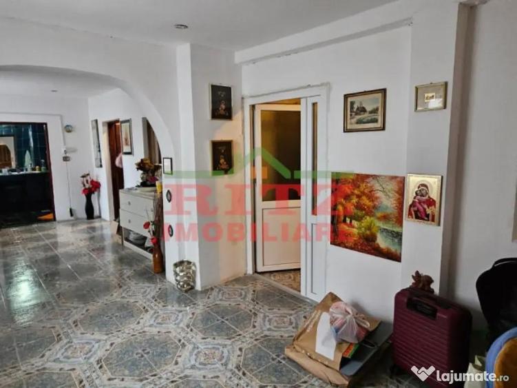 CASA DE VANZARE P 1 E - 16