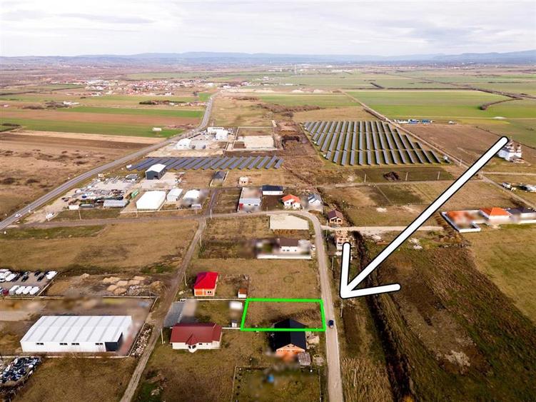 RECO Teren intravilan pentru loc de casa  hala industriala  700 mp Osorhei - 3