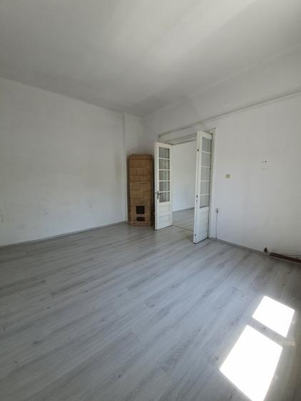 Proprietar - Casa de Inchiriat - Doar Firme - 6